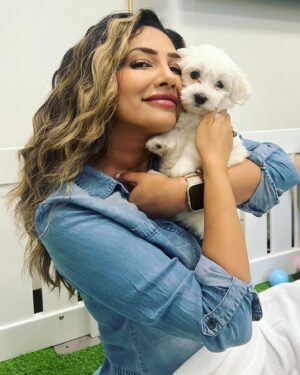 Nosheen Phoenix Instagram - Today was simply #Pawfection! #puppytherapy @pawsinwork 🐾💓🐶