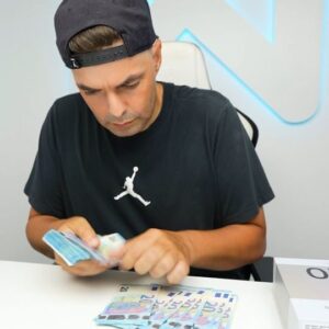 Nuno Agonia Instagram - Cansado de smartphones de 1.000€ ??? 😱 #oppo #opporeno10PRO5G #smartphone