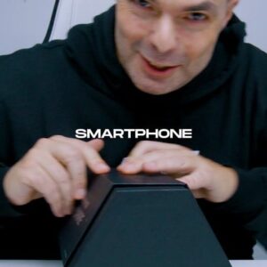 Nuno Agonia Instagram - Este aqui é o #smartphone MAIS RÁPIDO do planeta #rogphone8 #asus (lançamento mundial)