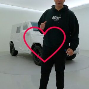 Nuno Agonia Instagram - O que interessa é o AMOR 🤣 Edição especial do dia dos namorados ♥ Identifica a quem gostavas de dar um destes... #diadosnamorados #mercedes
Mercedes G500 V8 "Stronger than Diamonds"