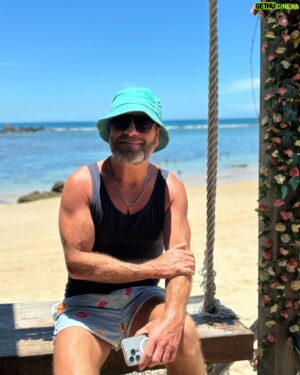 Nuno Eiró Instagram - Não perca as cenas dos próximos episódios da novela “A viagem que perdura” 😂🤷‍♂️😎 #brasil🇧🇷