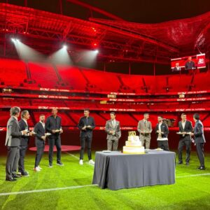 Nuno Gomes Instagram - 20º aniversário do Estádio da Luz ❤️