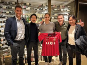 Nuno Gomes Instagram - Thank you for visiting and for the gift my friend! You will always be welcome!❤️ Good luck!💪⚽️