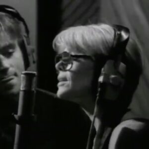 Nuno Markl Instagram - Françoise Hardy (1944-2024)

You and I, we just collapsed in love
And it looks like we might have made it
Yes, it looks like we’ve made it to the end

La comédie du grand amour
Vous ne me ferez pas l’injure
De la jouer jusqu’au bout
De me la jouer jusqu’au bout