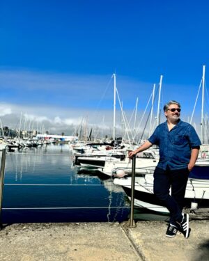 Nuno Markl Instagram - Um velho lobo - perdão: bolo, do mar. ⚓️ 

(Fotos da @whatteresadrew 🤍)