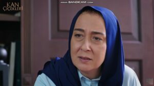 Nuray Şerefoğlu Instagram - ''Kader İz Peşinde!! Parçaları Birleştiriyor''
Kan Çiçekleri Hafta İçi Hergün 16:30 da Kanal7 ekranlarında @rainspicturesofficial @unikfilmresmi @kancicekleridizi @kanal7 #kançiçekleri #kançiçekleridizisi #dizi #tv #günlükdizi #kanal7 #oyuncu #actresses #actress #atriz #dilbar #gulfi #keşfetteyiz #busebedir #erolyavan #nurayserefoglu
