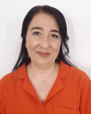 Nuray Şerefoğlu Instagram - Bu da bu gunden hatira kalsin bi kenarda 🤗 #reklam #cast #advertising #oyuncu #nurayserefoglu