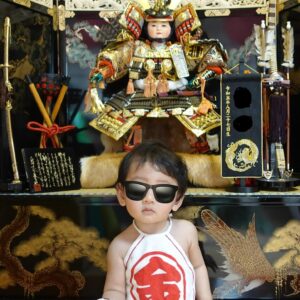 Obata no Oniisan Instagram - 本日誕生日です！辰年の年男は、千と千尋の神隠しで蛙として36歳になりました。2年前の千と千尋から律儀に毎年お手紙とプレゼントをしてくれる萌音ちゃんは、今日の舞台でも僕らを引っ張ってくれました🐸
一昨日までの座長の川栄李奈ちゃん、そして華ちゃん、あっちゃん、たけちゃんもお祝いしてくれてありがとう。
今年は父として初めての誕生日なので、今まで以上に精進していきます！そしてみなさま沢山のメッセージありがとうございます😭これからも応援よろしくお願いします！
#千と千尋の神隠し
#happybirthday 
#88年組 
#上白石萌音
#川栄李奈
#華優希
#増子敦貴 
#西村雄光 
#おばたのお兄さん