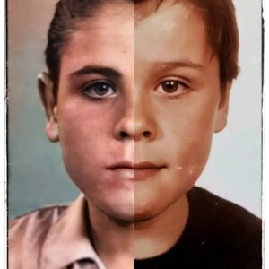 Octavi Pujades Instagram - Supongo que lo de cumplir 50 años, aparte de ser motivo de fiesta y jolgorio, inevitablemente lleva a echar la vista atrás.

El de la primera imagen es mi padre. El segundo, yo. ¿Qué tendríamos, ocho años? No se me da muy bien adivinar edades.

En su cara se refleja la época que le tocó vivir. La seriedad de un crío de posguerra que ha visto y vivido cosas que, definitivamente, no son para niños.
En la mía, la inocencia de un chiquillo al que luego, como a todos, le tocaría pasar lo suyo, pero que, de momento, vivía su infancia feliz, sin mayores penurias ni problemas.

Y, sin embargo, mezclando las dos... es imposible negar que somos los mismos genes, la misma sangre.

Tras la celebración de los cincuenta me es imposible no acordarme de aquellos que hicieron todo lo que pudieron para que yo, hoy, esté aquí dándonos la brasa con un arrebato nostálgico de señor mayor. Y me vais a permitir también que desde aquí de las gracias; a mi padre, a mi madre. A mis hijos, a mi pareja. A mi familia, mis amigos, y a todos, absolutamente todos, los que han pasado por mi vida en estos cincuenta años y que me han ayudado a ser, en mayor o menor medida, con mis virtudes y mis defectos, quien soy.

PD: esta era una de las canciones favoritas de mi padre, y también lo es para mí. Supongo que las similitudes van más allá de lo físico. ❤️

Besos a tod@s. 😘

#tbt #50 #gracias #thankyou