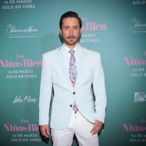 Octavio Hinojosa Martínez Instagram - Basada en los personajes de la novela de Guadalupe Loaeza, este viernes llega al cine #LasNiñasBien
•
Felicidades @ilsesalsas @alemarquezabella @paugaitan @cassandraciangherotti @johannamurillo 👏🏼👏🏼👏🏼