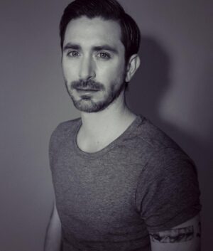 Octavio Hinojosa Martínez Instagram - Franco 🤍🐺🖤

De la colección de headshots con mi amigo @estebancalderon y esta foto me encanta porque me recuerda en textura y composición a los headshots en blanco y negro que usaban los actores en los 50s