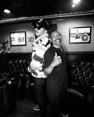 October London Instagram - Me and the man, the myth & NBA legend… @therealmuggsy 
.
.
📸 by @rocsickbm