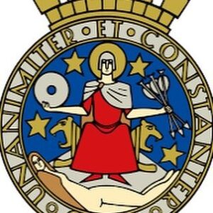 Odd-Magnus Williamson Instagram - Phew!! Tok 8 år å bli ferdig, men i forigårs var @mariusmey sin tolkning av Oslo byvåpen ferdig.

Når jeg en dag skal i torva er det min vilje at det lages lampeskjerm av rygghuden min, og at denne så får stå i Oslo rådhus. Kan godt være i garasjen eller i bod. Notert @marianne.borgen ?

PS. Den lille «P» med oppnedkors er laget av @onklp 
Hvorfor den er så skækk kan du se her:

https://tv.vg.no/video/44890/her-faar-odda-en-tatovering-av-onkl-p-paa-rumpa