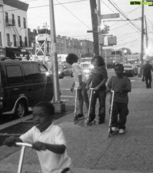 Odiseas Georgiadis Instagram - Vansiclen Ave. East New York Brooklyn dreams...& for this journey through all hills n valleys Thank God !!!!!!
@breannanichelle.creative