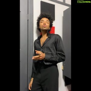Odiseas Georgiadis Instagram - NEW #SUNKIDFREESTYLE 🎶✞ 🦓✞❤️