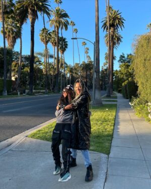 Odreii Instagram - we all love palm trees, and meeting NYC in LA was 🔥
@bighani_ @billboardbaby 
@gilestyles 
#goodcompany
#lovebombroom