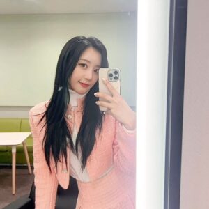 Oh Chae-yi Instagram - 🐷
