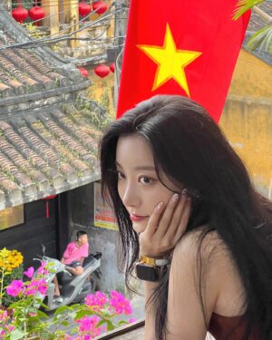 Oh Chae-yi Instagram - 🎇