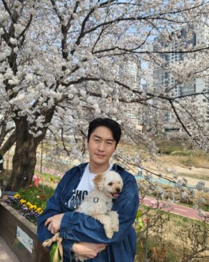 Oh Eui-sik Instagram - 🌸