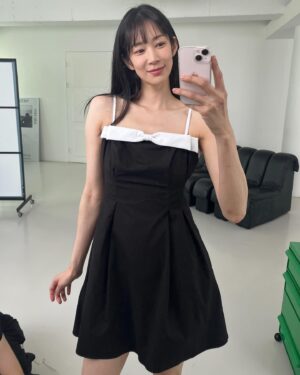 Oh Hye-won Instagram - ♡🖤🤍♡