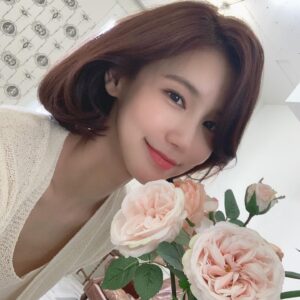 Oh In-hye Instagram - 모두굿주말🌸