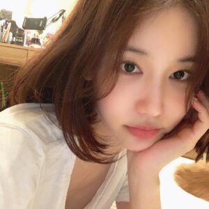 Oh In-hye Instagram - 🌸