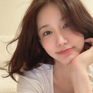 Oh In-hye Instagram - 🌸