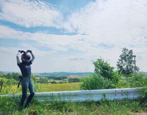 Oh Jung-yeon Instagram - 나의 찐미소😄
그만큼 참으로 즐거웠던 북해도🏞

이 여운이 채 가시기도 전에 곧 다시 떠날 생각에 둑흔둑흔!!👀

#오라잇투어_2기 D-9✨
#오정연과함께하는_바이크투어
#일본북해도_중북부
@wetravel_insta @fuu.mag