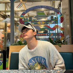 Ok Jin-uk Instagram - 🍂
