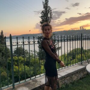 Olcay Yusufoğlu Instagram - 🥂