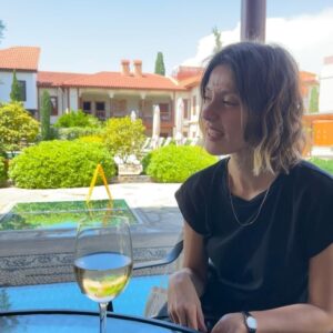 Olcay Yusufoğlu Instagram - Fevkaladenin fevkinde bir turneydi. Emeği geçenlere sonsuz şükran ve bol kalp bol kucaklama. 
 

 Eksi On Altı Kolektif’in beş şehir, binin üzerinde seyirci bolca anı biriktirdiği “Kadın Oyunları Festivali” sona erdi. 
Şimdi sırada yeni heyecanlar🍀