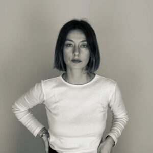 Olcay Yusufoğlu Instagram - Bu haftanın güncesi;

1- Ankara turnesi hatırası
2- Bebeklerle bi de beni çek
3- Bir takım işler
4- Prömiyer aktivitesi süsü püsü
5- Koltuk değnekleri ve biz son zamanların 3’lüsü
6- Sevdiğim çok az şeyden ikisi
7- Persona filmine alternatif afiş 
8- Favori insan listemin bir kısmı
9- Eşimle yeni girişimimiz “Eksi On Altı Kasap”
5-9/04/2023