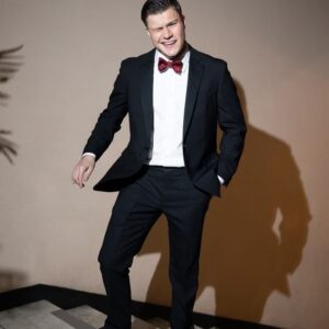 Oleg Gaas Instagram - 16 сентября, на территории государственного академического театра им. Моссовета, состоялась ежегодная церемония "GQ Мужчины года" 
.
.
.
.
.
#gqmenoftheyear
#gq
#gq20лет
#gqrussia
#brooksbrothers 
@bosco_di_ciliegi
@paulsmithdesign
@paulsmith