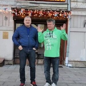 Oleg Taktarov Instagram - С днём народного единства вас.. Бар Куба лиаль-нижний Новгород.