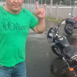 Oleg Taktarov Instagram - Первая поездка на мотоцикле после Монтаны.
Мой герой  в следующем  фильме должен быть на Урале😱😱😱