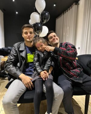 Oleg Ternovoy Instagram - Fam❤️