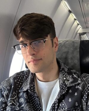 Oleg Ternovoy Instagram - селфи много не бывает