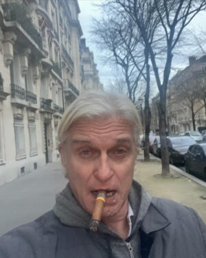 Oleg Tinkov Instagram - More tome past more i am sure  that Putin is fucking moron and crazy maniac. To completely ruin such a beautiful country. Hey, dictator🙋‍♂️the hell is waiting for you!
Я знаю что 90% что читалей моего Инстаграм черкез VPN  боятся сказать,  то, что я тут говорю, но знаю, что вы думаете также, даже Галицкий 😄 и олигархи с которыми я о общаюсь иногда, кто не ссыт как Мельниченко 😂 . Не бойтесь путина он просто хуйло. Правда и свобода победит, а он сдохнет, а мы попадем в РАЙ! Боритесь..