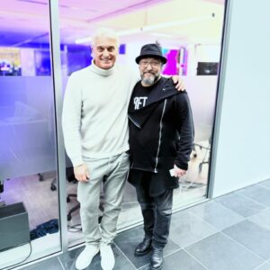 Oleg Tinkov Instagram - Заехали в Амстердам, встретились с хорошими людьми, посетили выставку Ван Гога. Дал интервью талантливому Мише Козырееу @tvrain , выйдет через месяц. Поговорили о музыке, нон-конформизме, добре и зле. Видел Анну Монгайт и других ведущих-все красивые, даже без макияжа.
Went to Amsterdam, the home of liberalism or ultra-liberalism, my way ❤️