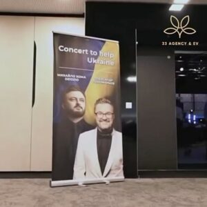 Oleksandr Ponomarov Instagram - Друзі, сьогодні хочемо відзвітувати вам, що протягом повномасштабного вторгнення з коштів, зібраних під час благодійних концертів Олександра Пономарьова та Михайла Хоми ( DZIDZIO), які відбулись у Чехії, Словаччині, Польщі, Італії, Ізраїлі, Іспанії та Португалії нам вдалось придбати: 11 пікапів, 17 джипів (з них три броньовані), 15 генераторів, 14 дронів, 7 тепловізорів, 18 бусів( з них 3 броньовані буси, 1 бус для перевезення інвалідів), 1 автомобіль швидкої допомоги, 2 пожежні автомобілі, 2 лафети, 100 інвалідних візків, 1 ескаватор, 40 рацій, 2 квадроцикли, 2950 форм для жінок. 

Для наступних військових частин: 
2141; 3113; А4804; 3018 Національної Гвардії України; А4247; А4048 3бройних Сил України; А7296 ; А0661; А1788; «ПЕРШИЙ ВІЙСЬКОВИЙ ШПИТАЛЬ ВЕТЕРИНАРНОЇ МЕДИЦИНИ»; Вч A0998 2 механізований батальйон; А7031; А0998; А 4053 3 МБ ВМЗ; А7383; А0661 Сил спеціальних операцій, Збройних Сил України; А4058; А7296; БФ «Там, де живе надія» керівник С. Канюха; НАЦІОНАЛЬНА ГВАРДІЯ УКРАЇНИ ВІЙСЬКОВА ЧАСТИНА 3018; A4804; 1241 НГУ.

Ми вдячні за співпрацю артистам, Юрію Горбунову, який зробив свій вклад в те, щоб ці вечори були ще яскравішими, Олі Цибульській, Віктору Павліку, Володимиру Жогло, Валентину Сергійчуку та Ірині Федишин, які долучались до деяких проектів, дякуємо кожному з тих, хто приходив і приходить на благодійні концерти, тим хто продовжує підтримувати Збройні Сили України та тим, хто має чітку громадянську позицію і розуміння, адже зараз як ніколи нам потрібно залишатись людьми та згуртуватися ще більше задля спільної Перемоги над ворогом. Слава Україні! Слава нашим Героям!

З повагою ваші 33 Agency