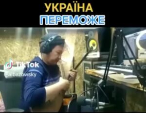 Oleksandr Ponomarov Instagram - 😁 ✊🏻 #казахстан #українапереможе
