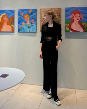 Olena Sydorchuk Instagram - 전시회: @art.mariia.c 
의상: @wlabel.kr 
.
.
.
#여성슈트 #여성바지추천 #여성가을코디 #여성자켓 #여성자켓추천 #여성자켓코디 #직장인코디 #직장인여성코디