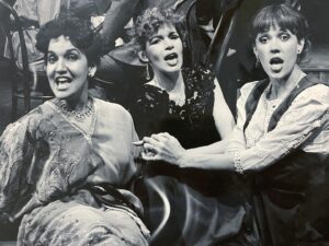 Olga Merediz Instagram - Happy Opening to the cast of The Beautiful Lady at @lamamaetc. 

#TBT In honor of The Beautiful Lady opening this Friday @lamamaetc (May 5 – 28), here’s a throwback to a production of The Beautiful Lady that I was in at New Playwrights Theatre in  DC. We were the original production.
.
.
#lamamatheatre #thebeautifullady #elizabethswados