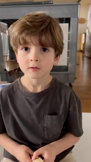 Olga Merediz Instagram - This is George, he’s 5 years old. He’s watched Encanto 10 times and he says Encanto is too short and needs it to be longer. @disney, are you listening? George needs more @encantomovie.