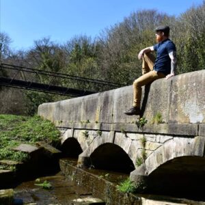 Oliver Claffey Instagram - A brief break from boating to breathe easy upon this bridge. Beautiful. 

🐊 🏴‍☠️

#captainjack #countryside #countrylife #thenavigator #narrowboat #pirate #tattoos