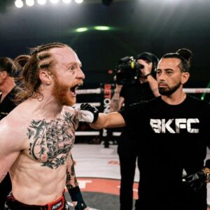 Oliver Claffey Instagram - "Calm down, mate."

🏴‍☠️

📸 @nickvespe
👊 @bareknucklefc 

#CaptainJack #BKFC #ToeTheLine