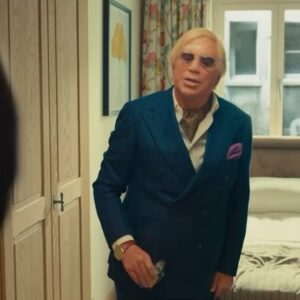 Oliver Masucci Instagram - The Palace jetzt im Kino with Mickey Rourke @johncleeseofficial @milanpeschel #FannyArdant
@weltkinofilmverleih