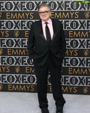 Oliver Platt Instagram - Emmys baby! 
🎥: @kawachouttt 
#Emmys #TheBear @TheBearFX