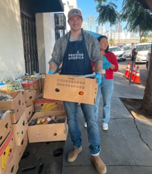 Oliver Stark Instagram - I had the opportunity to volunteer with @feedingamerica and @sfcla today to help pack and distribute pantry boxes to the local community. You can also help fight hunger at feedingamerica.org/holiday