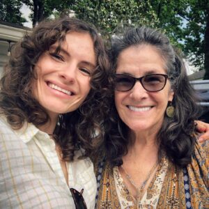 Olivia Grace Applegate Instagram - Happy Mother’s Day to my wonderful mama 🤍💛🤍